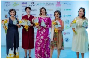 Carmem Lucia, Vanusia Nogueira, Iandra Vilela, Miriam Aguiar e Marisa Contreras. (Foto: Premiação)