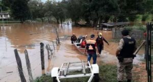 Chuva causou estragos em Soledade de Minas. (Foto: Defesa Civil)