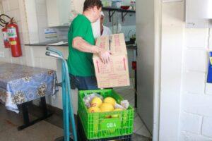 Produtores da agricultura familiar do município fornecem alimentos usados na merenda escolar. (Foto: Danilo Henriques – Secretaria de Governo e Comunicação- PMU)