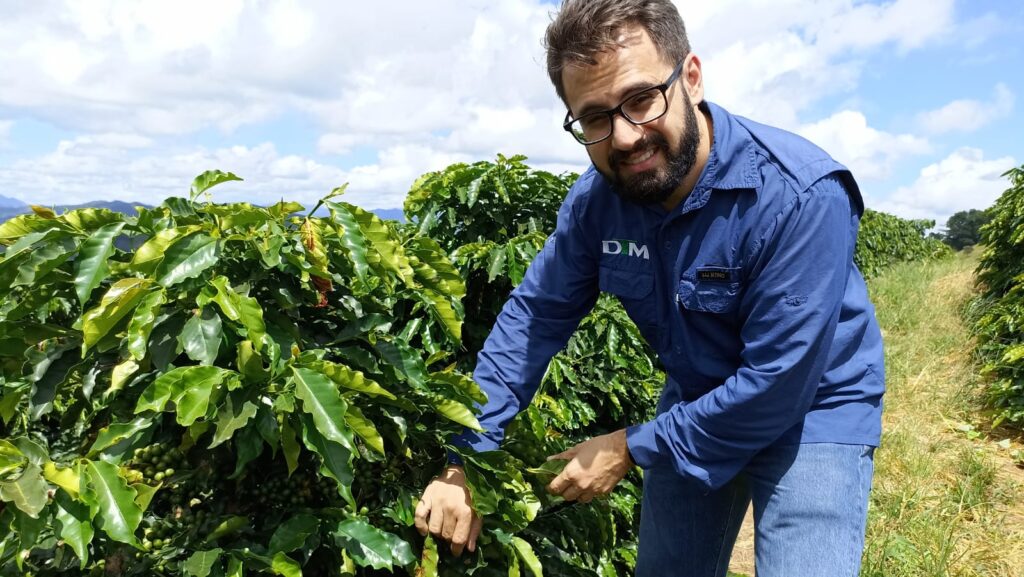 Chegou A Hora De Pulverizar A Lavoura De Caf Uai Agro